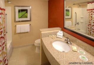 Hotel Courtyard By Marriott Providence Lincoln